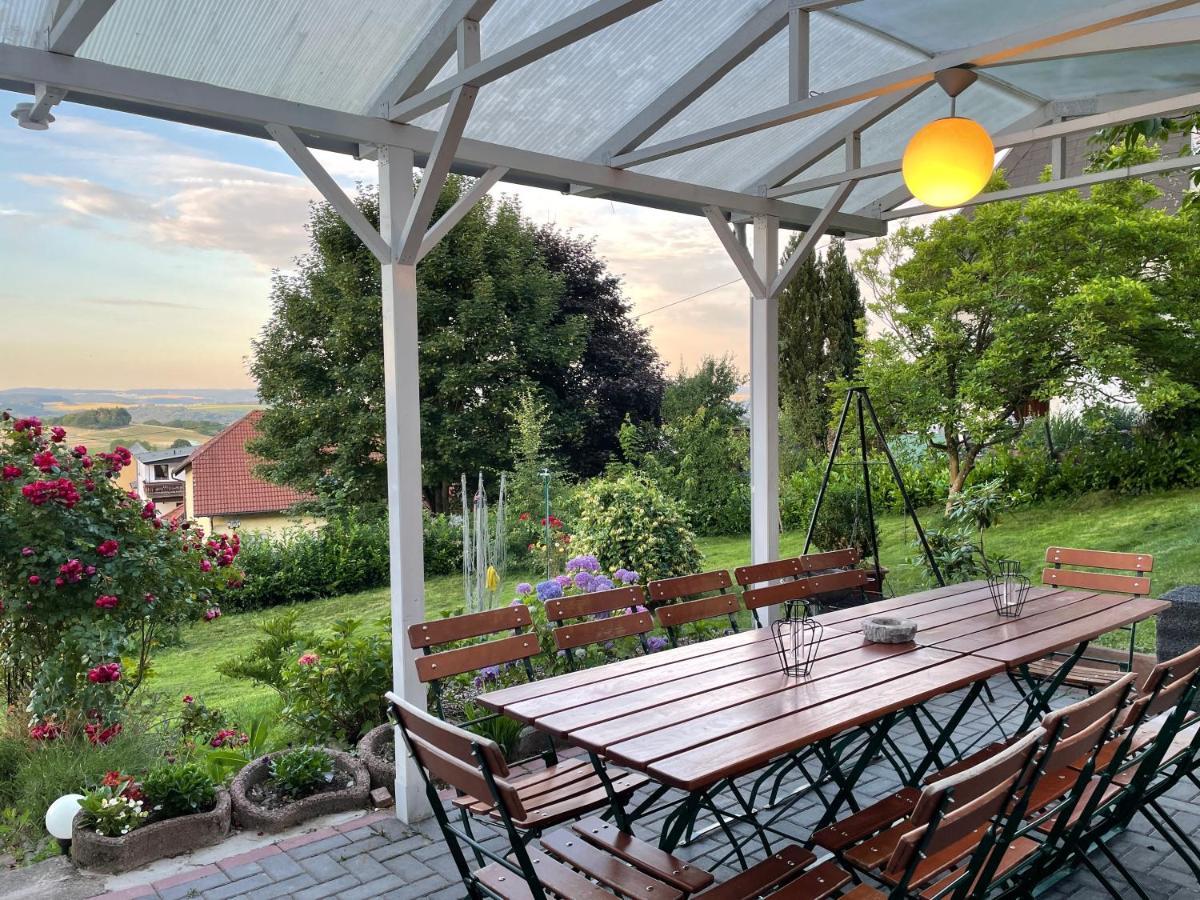 Ferienwohnung Haus Der Rosen Boppard Exterior foto